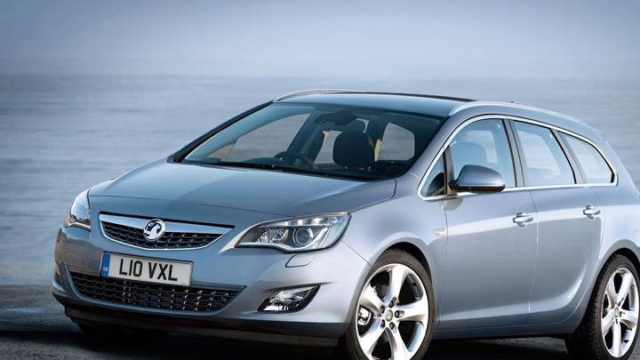2011 Vauxhall Astra Sports Tourer Front Side Pose Near Sea